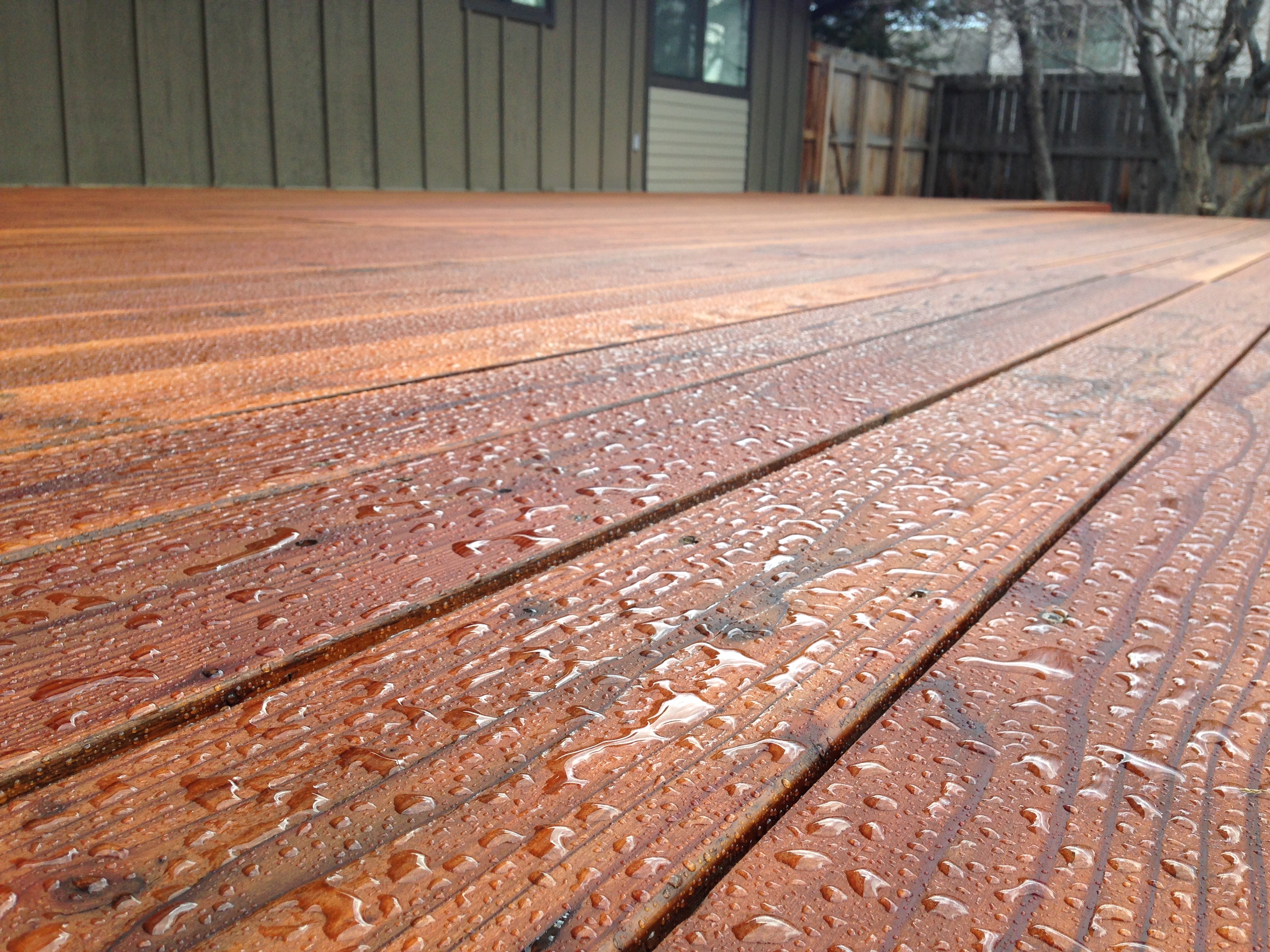 Restred deck repelling water