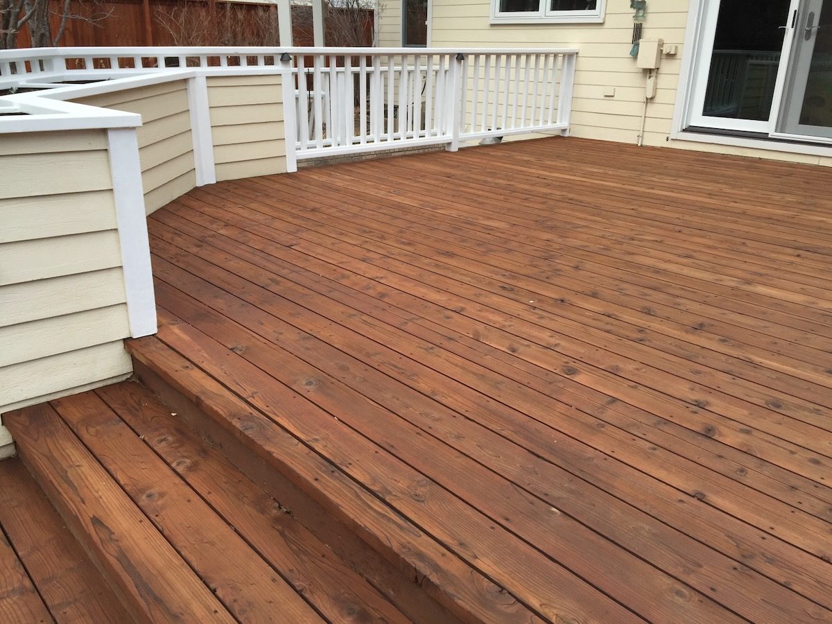 stained deck in boodge redwood stain